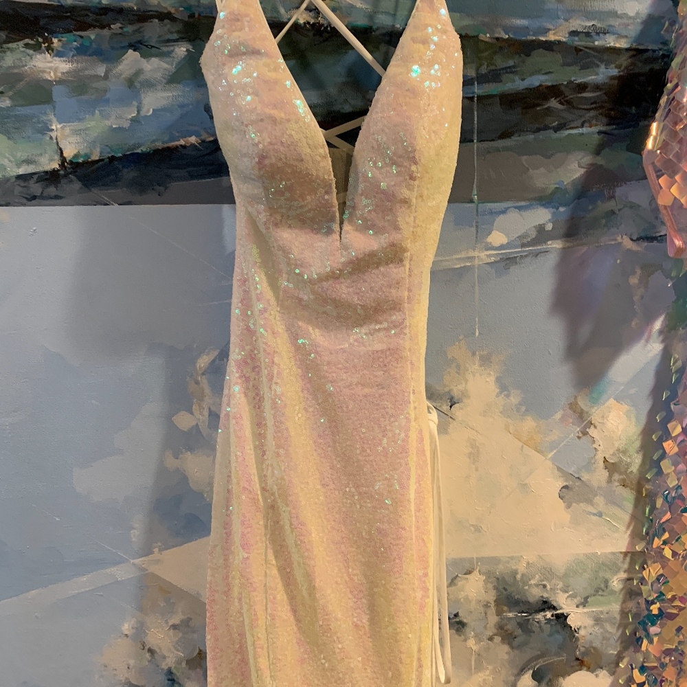 Prom Dress - NEW - Picture 3 of 5